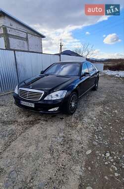 Mercedes-Benz S-Class  2008