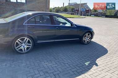Mercedes-Benz S-Class 2005