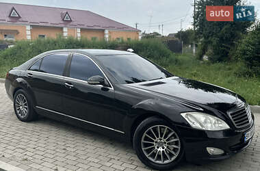 Mercedes-Benz S-Class  2006