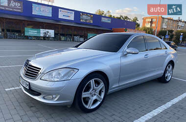 Mercedes-Benz S-Class 2008
