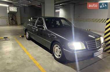 Mercedes-Benz S-Class  1993