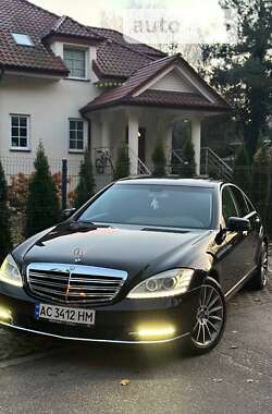 Mercedes-Benz S-Class  2006