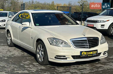 Mercedes-Benz S-Class  2011