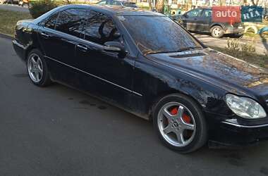Mercedes-Benz S-Class 1999