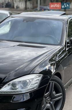 Mercedes-Benz S-Class  2008