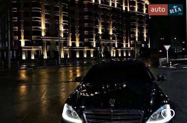 Mercedes-Benz S-Class  2006