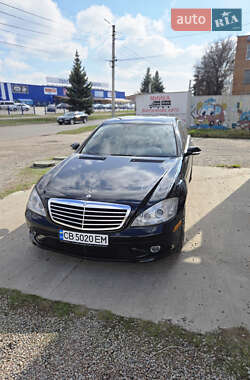 Mercedes-Benz S-Class  2008