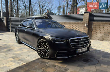 Mercedes-Benz S-Class  2021