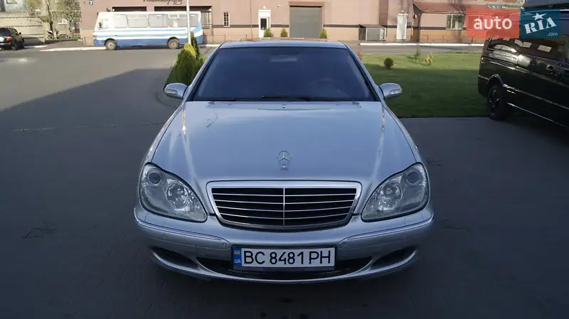 Mercedes-Benz S-Class 2004