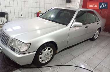 Mercedes-Benz S-Class  1993