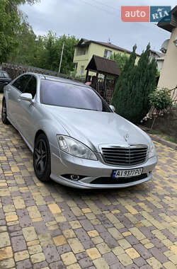 Mercedes-Benz S-Class  2008