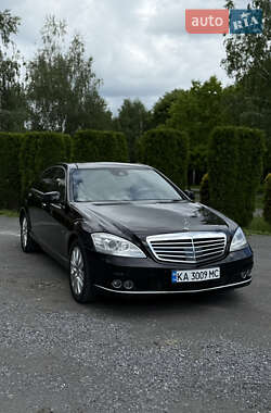 Mercedes-Benz S-Class  2012
