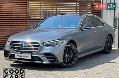 Mercedes-Benz S-Class  2022