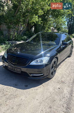 Mercedes-Benz S-Class  2007