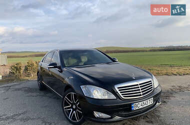 Mercedes-Benz S-Class  2006