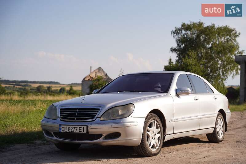 Mercedes-Benz S-Class