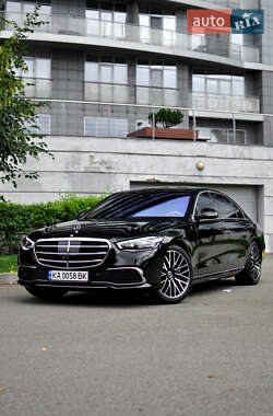 Mercedes-Benz S-Class  2022