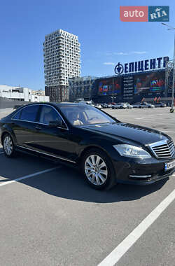 Mercedes-Benz S-Class  2009