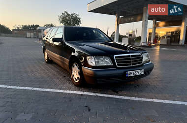 Mercedes-Benz S-Class  1995
