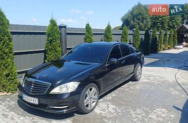 Mercedes-Benz S-Class  2012