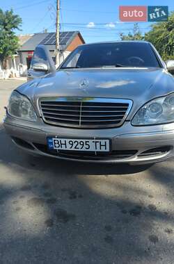 Mercedes-Benz S-Class  2004