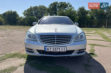 Mercedes-Benz S-Class  2011