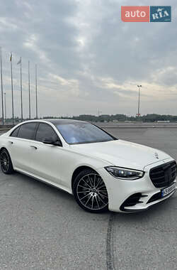 Mercedes-Benz S-Class  2021