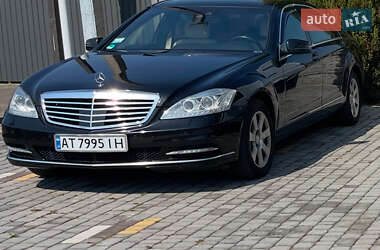 Mercedes-Benz S-Class  2013