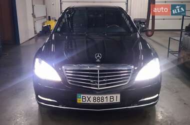 Mercedes-Benz S-Class  2012