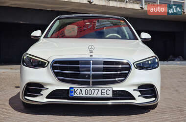 Mercedes-Benz S-Class  2021