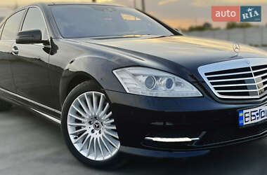 Mercedes-Benz S-Class  2010