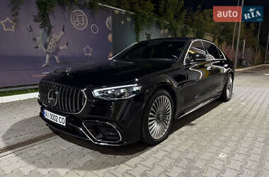 Mercedes-Benz S-Class  2023