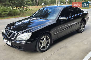 Mercedes-Benz S-Class  2004