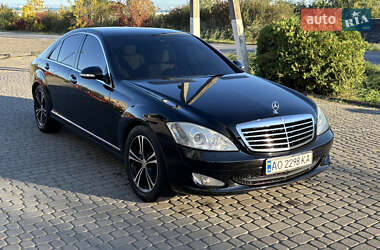 Mercedes-Benz S-Class  2006