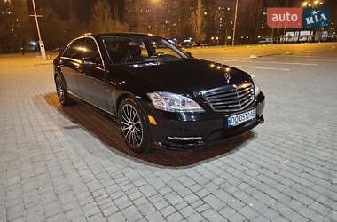 Mercedes-Benz S-Class  2012