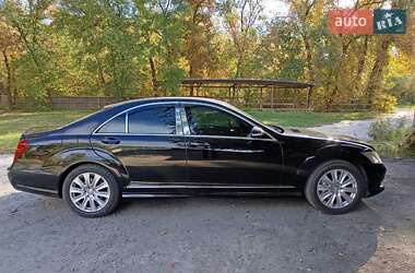Mercedes-Benz S-Class  2008