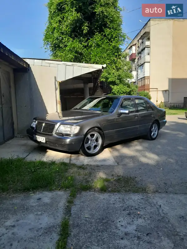 Mercedes-Benz S-Class