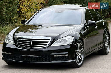 Mercedes-Benz S-Class  2012
