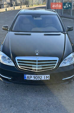 Mercedes-Benz S-Class  2008