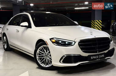 Mercedes-Benz S-Class  2021