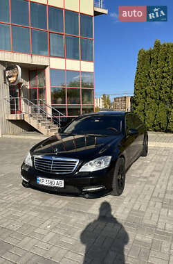 Mercedes-Benz S-Class  2012