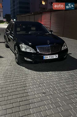 Mercedes-Benz S-Class 2006