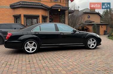 Mercedes-Benz S-Class  2009