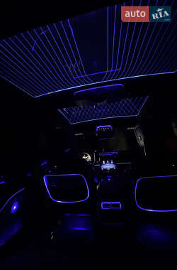 Mercedes-Benz S-Class  2022