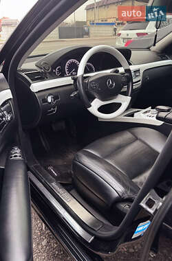 Mercedes-Benz S-Class  2010