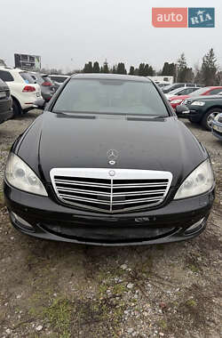 Mercedes-Benz S-Class 2006