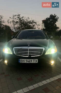 Mercedes-Benz S-Class  2007