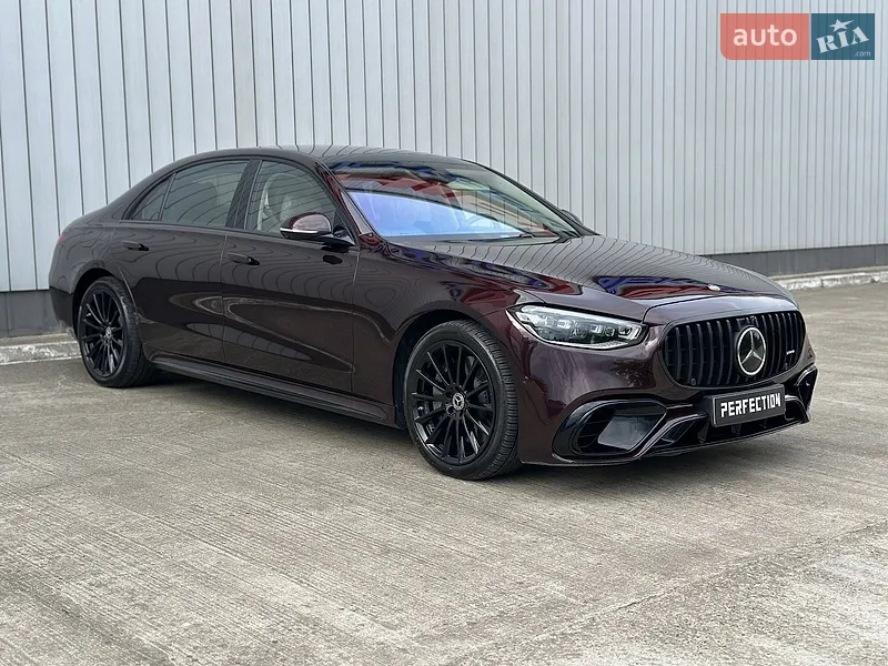 Mercedes-Benz S-Class