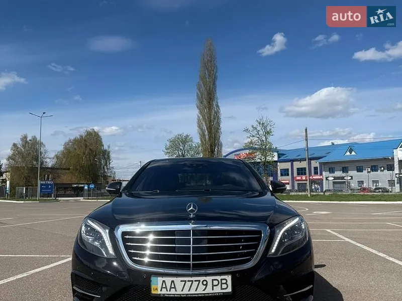 Mercedes-Benz S-Class