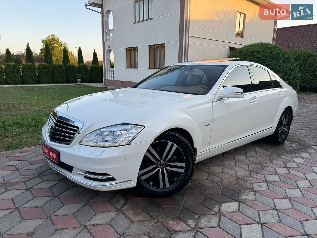 2011 Mercedes-Benz S-klasse - мініатюра 3